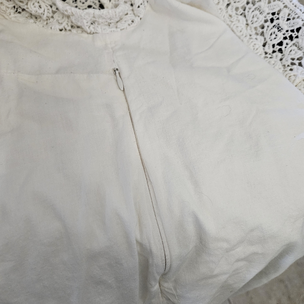 GAP Lace Dress - Picture 9 of 9